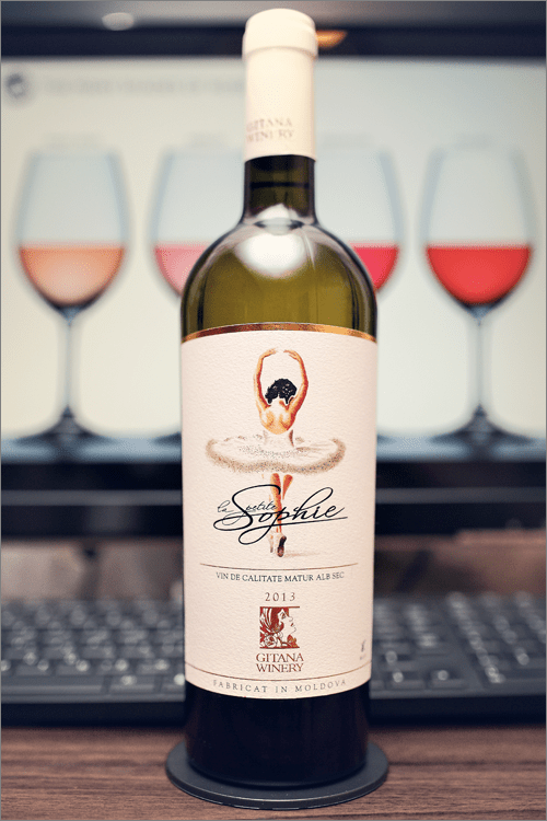 GITANA_WINERY_La_Petite_Sophie_2013