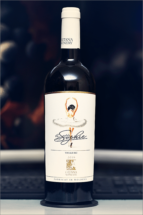 GITANA_WINERY_La_Petite_Sophie_2016