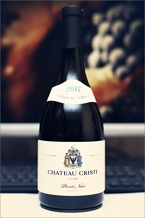 CHATEAU_CRISTI_Pinot_Noir_2017
