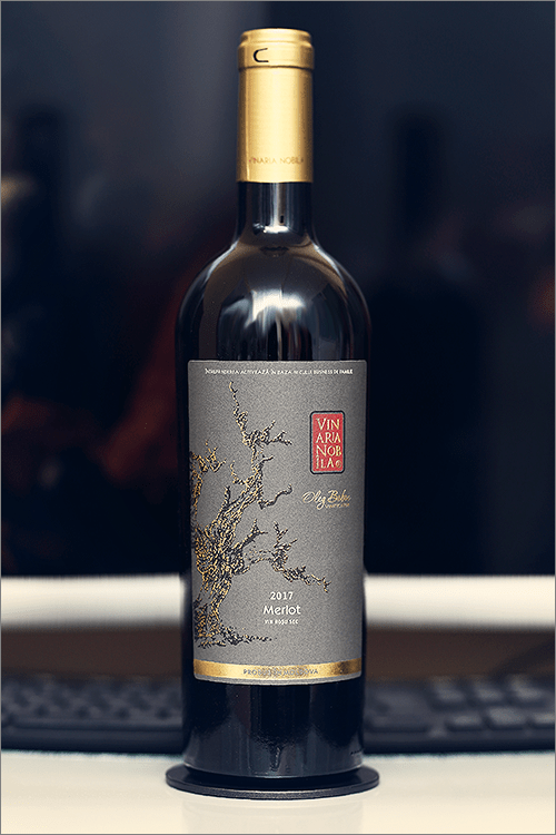 VINARIA_NOBILA_Merlot_2017