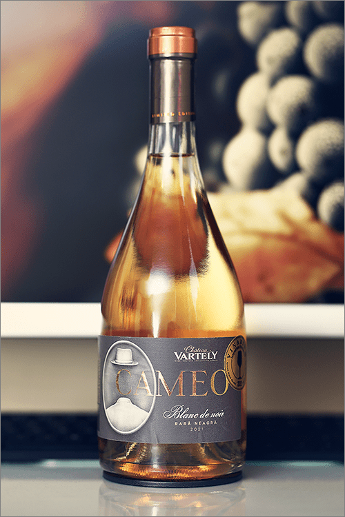CHATEAU_VARTELY_Cameo_BlancDeNoir_2021